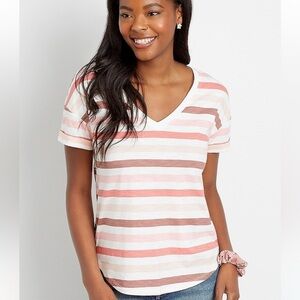 NWT 24/7 Maurices Tee